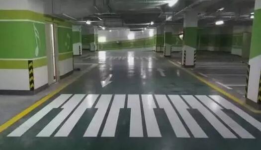 尖峰镇仓库划线